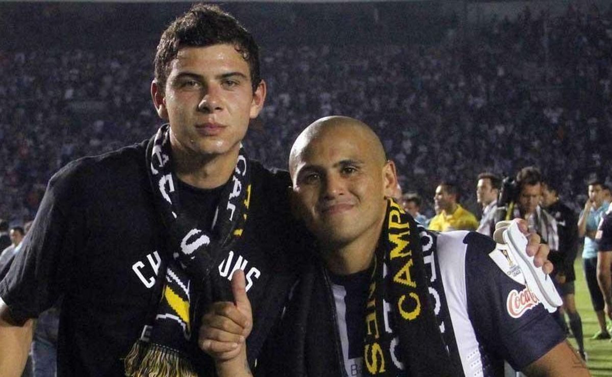 Jugó béisbol, en Monterrey fue compañero de Humberto Suazo y reforzó a San Luis de Quillota: “Le gusta competir, eso…”