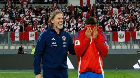 El ex DT de la Roja no suelta su terrible ciclo en Chile.