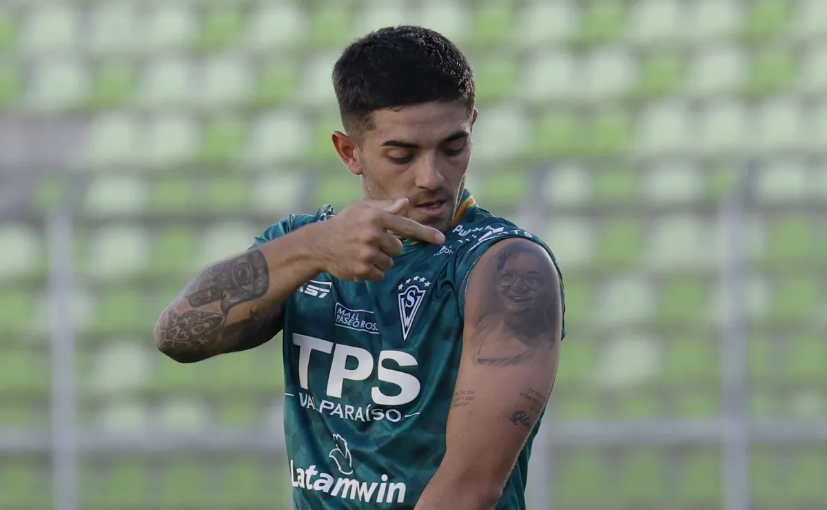 Delantero uruguayo acusa a San Marcos de Arica