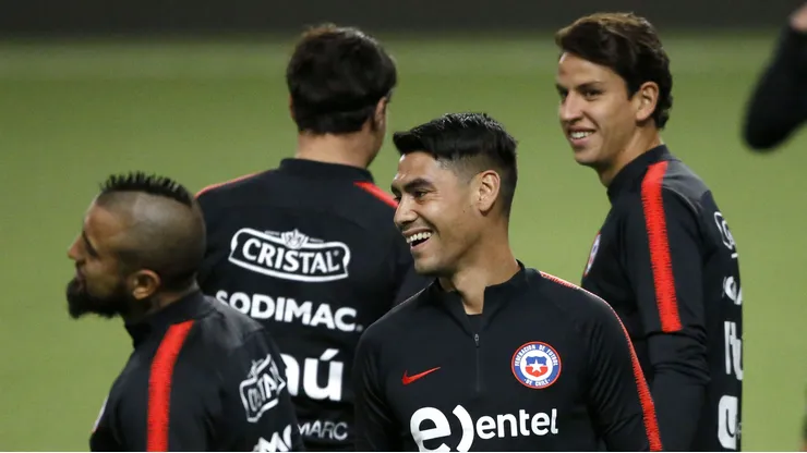 Felipe Mora admitió chances de volver a la U de Chile, que contrató tres delanteros en el reciente mercado de fichajes.