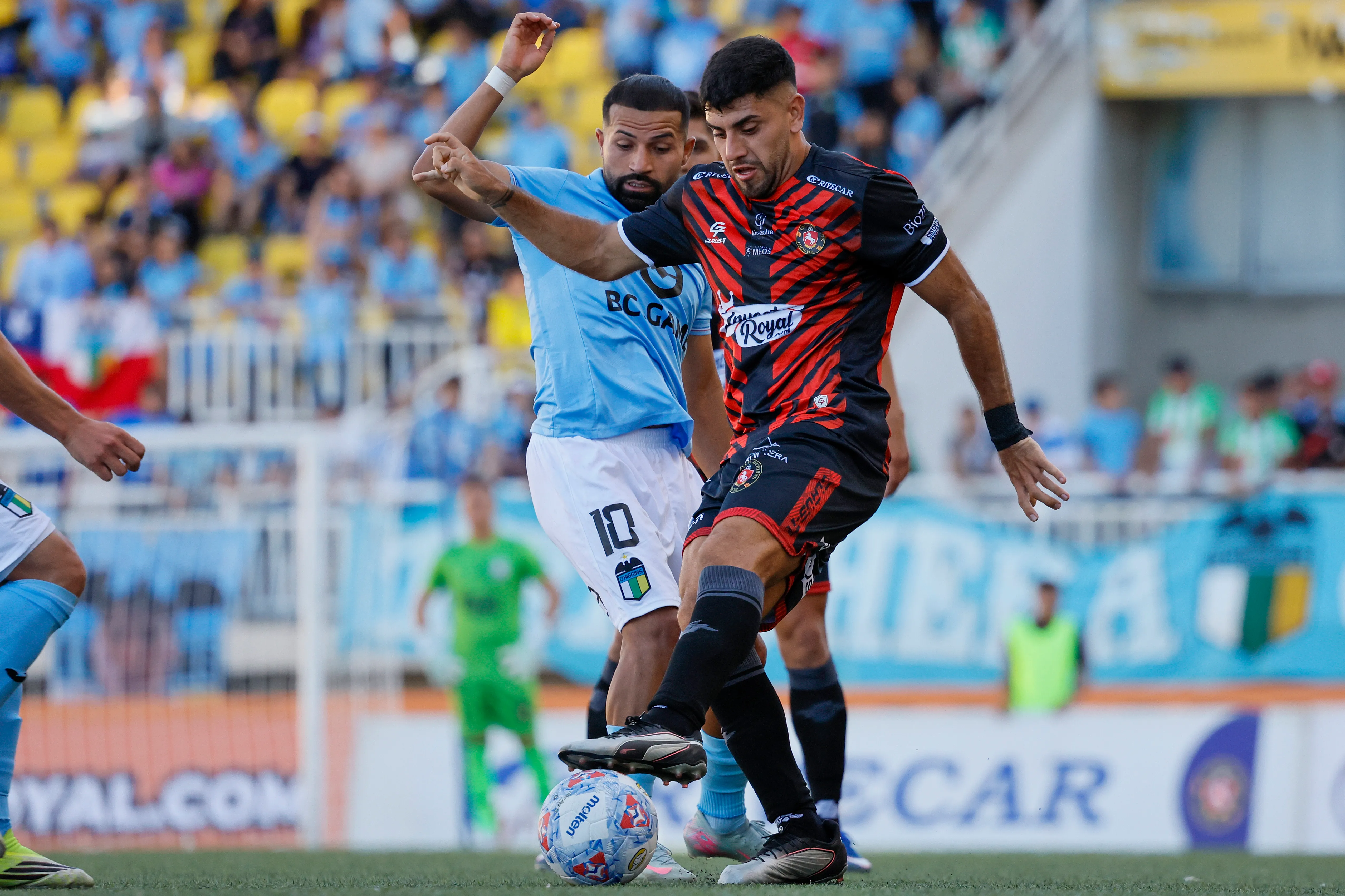 Marcelo Flores vive gran presente con Limache/Photosport