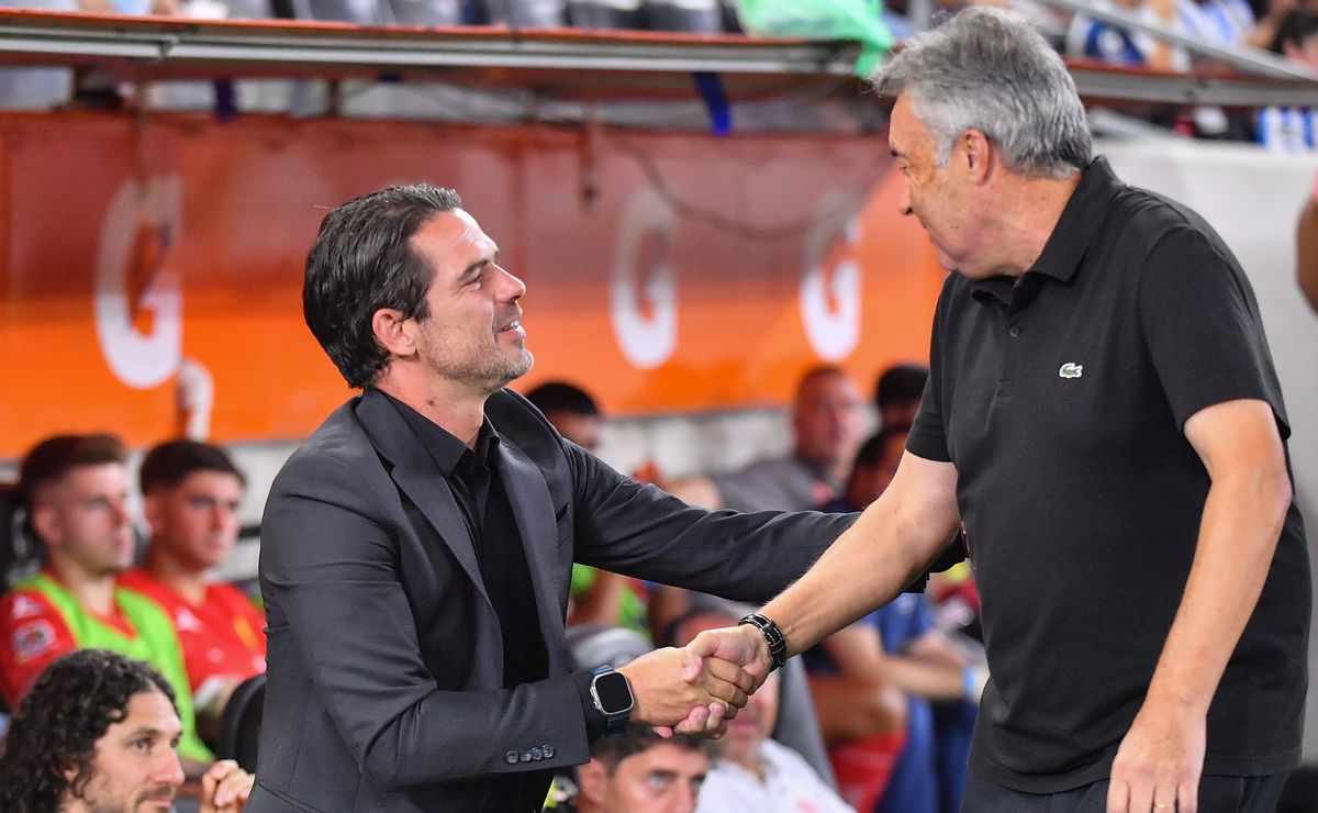 Aseguran que Fernando Gago se estrenará como DT a fin de mes en U de Chile