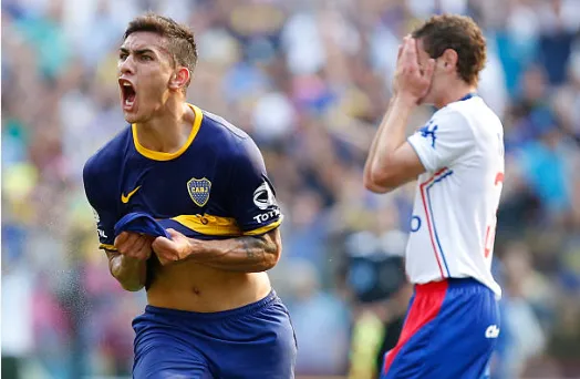 Leandro Paredes celebra un gol en sus primeros partidos por Boca Juniors. (Getty Images).