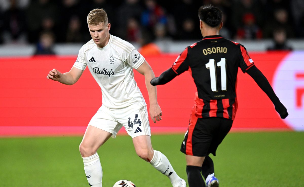Con Darío Osorio con titular: Midtjylland queda eliminado de la Europa League ante Nottingham Forest