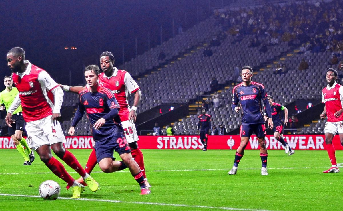 Pellegrini lo mira con atención: El rival del Betis en cuartos de Europa League