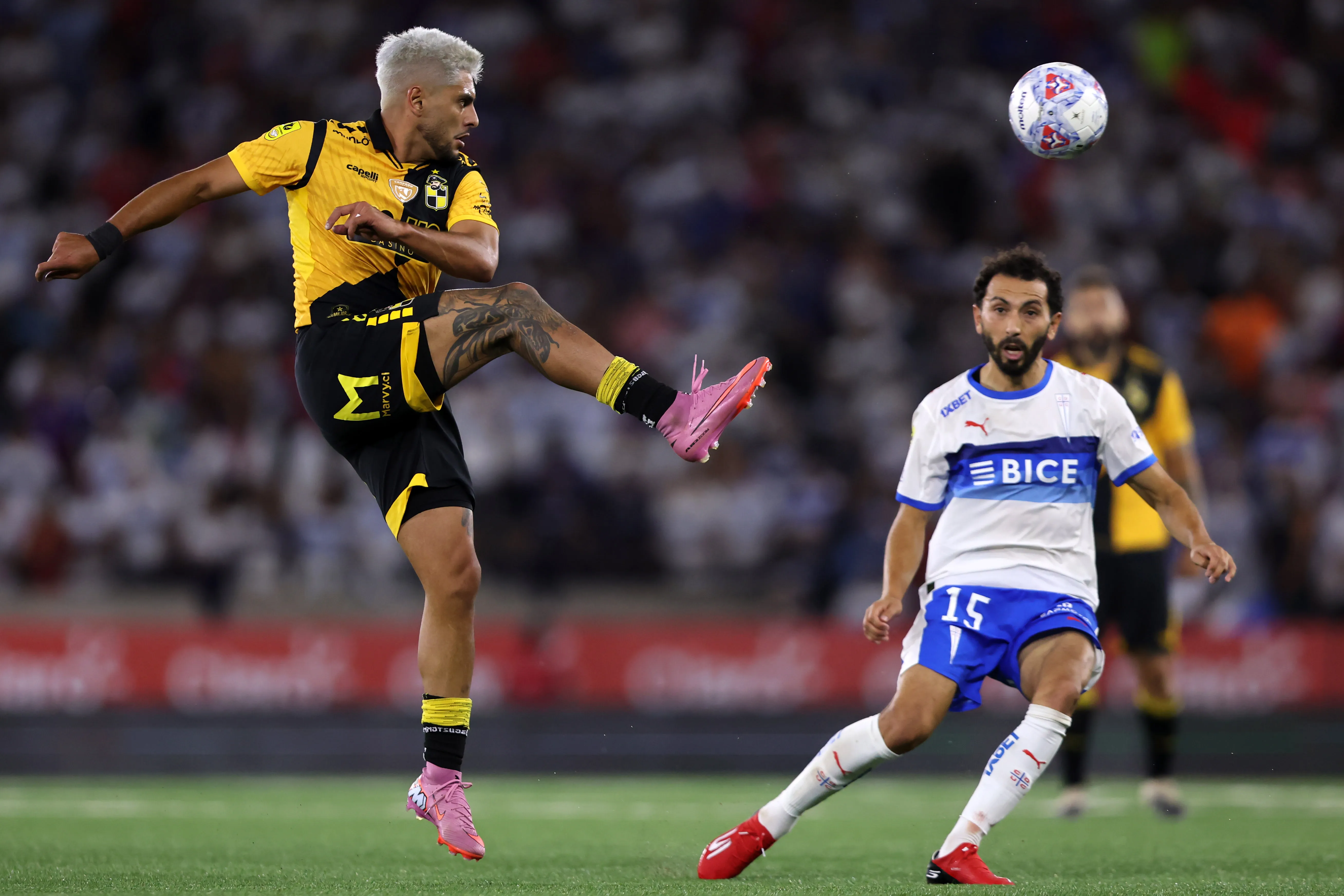 cruzados y piratas listos con sus grupos en el torneo /Photosport