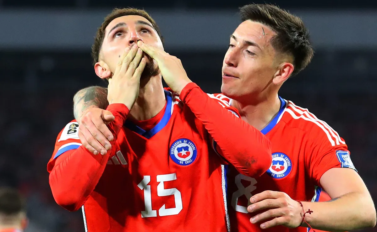 DT de Vélez elogia a Diego Valdés y critica a la selección chilena DT de Vélez elogia a Diego Valdés y critica a la selección chilena