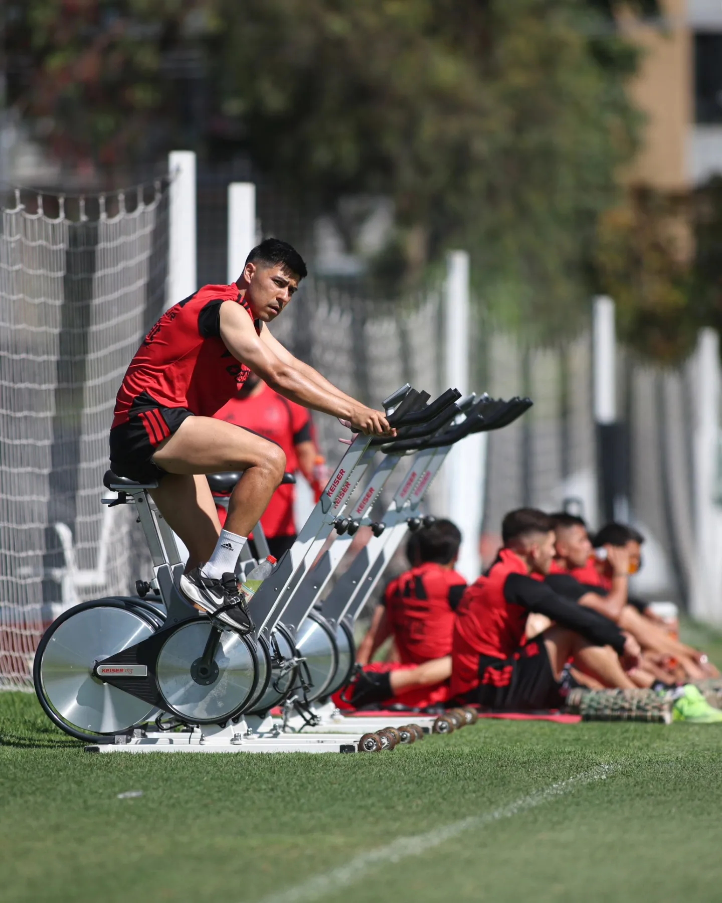Tomás Alarcón ha tenido que entrenar de forma especial en Colo Colo antes de la Copa de la Liga. Foto: Colo Colo.