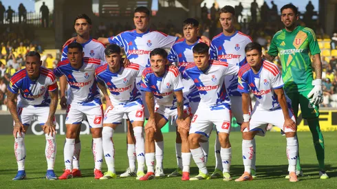 formación confirmada de la U para el debut total en la Copa de la Liga.