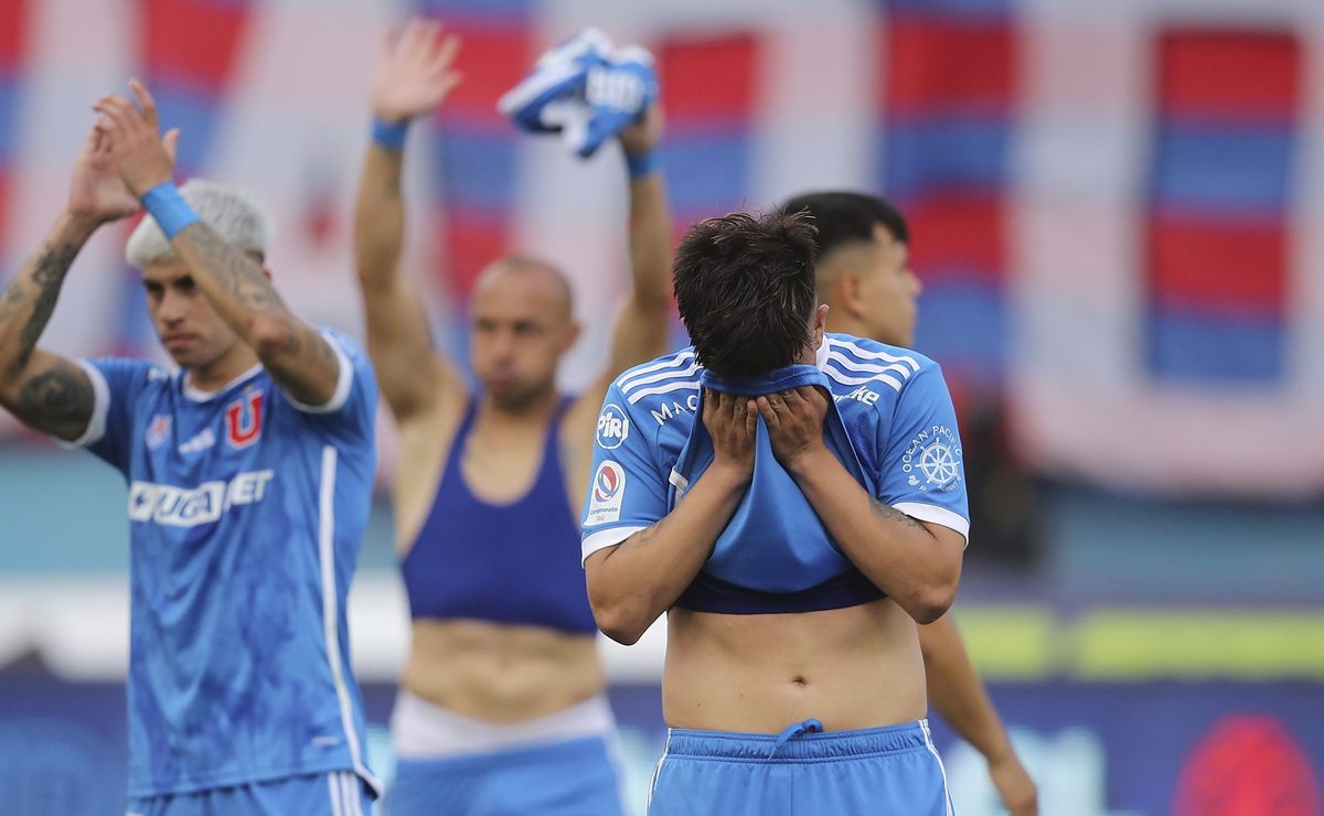 “Ni una buena…” Este es el jugador más criticado de la U tras el primer tiempo vs. La Serena