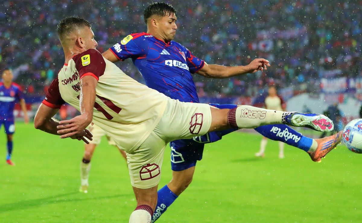 El cruce entre Marcelo Díaz y Hormazábal con dos ex Colo Colo que no se vio en TV