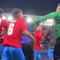 El viaje de las familias que empujan el sueño de Wanderers Sub-20