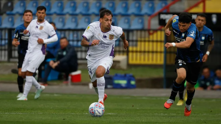 Huachipato y Concepción brindan partidazo en Copa de la Liga.