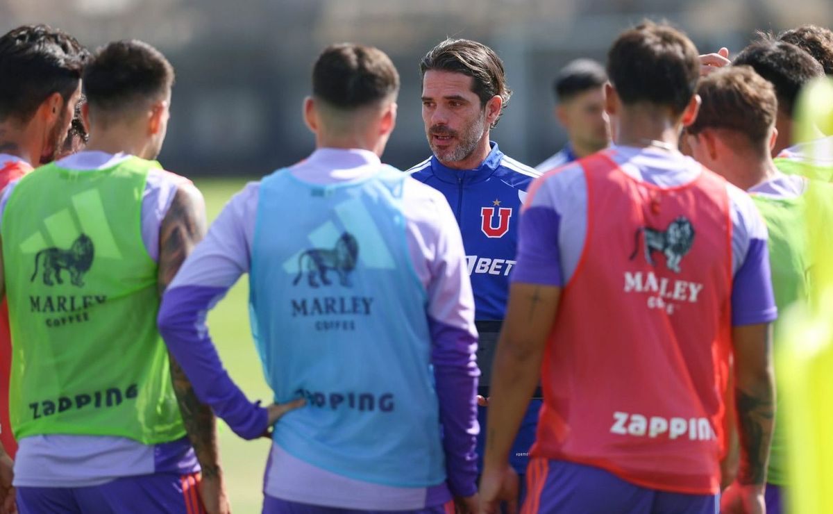 Fernando Gago tuvo su primer entrenamiento como DT de U de Chile: hubo charla con el plantel