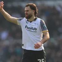 ¡Un chileno se acerca a la Premier League!