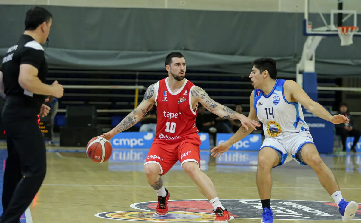 Final de la Súper Copa: Español de Osorno vs Puerto Varas Basket Final de la Súper Copa: Español de Osorno vs Puerto Varas Basket