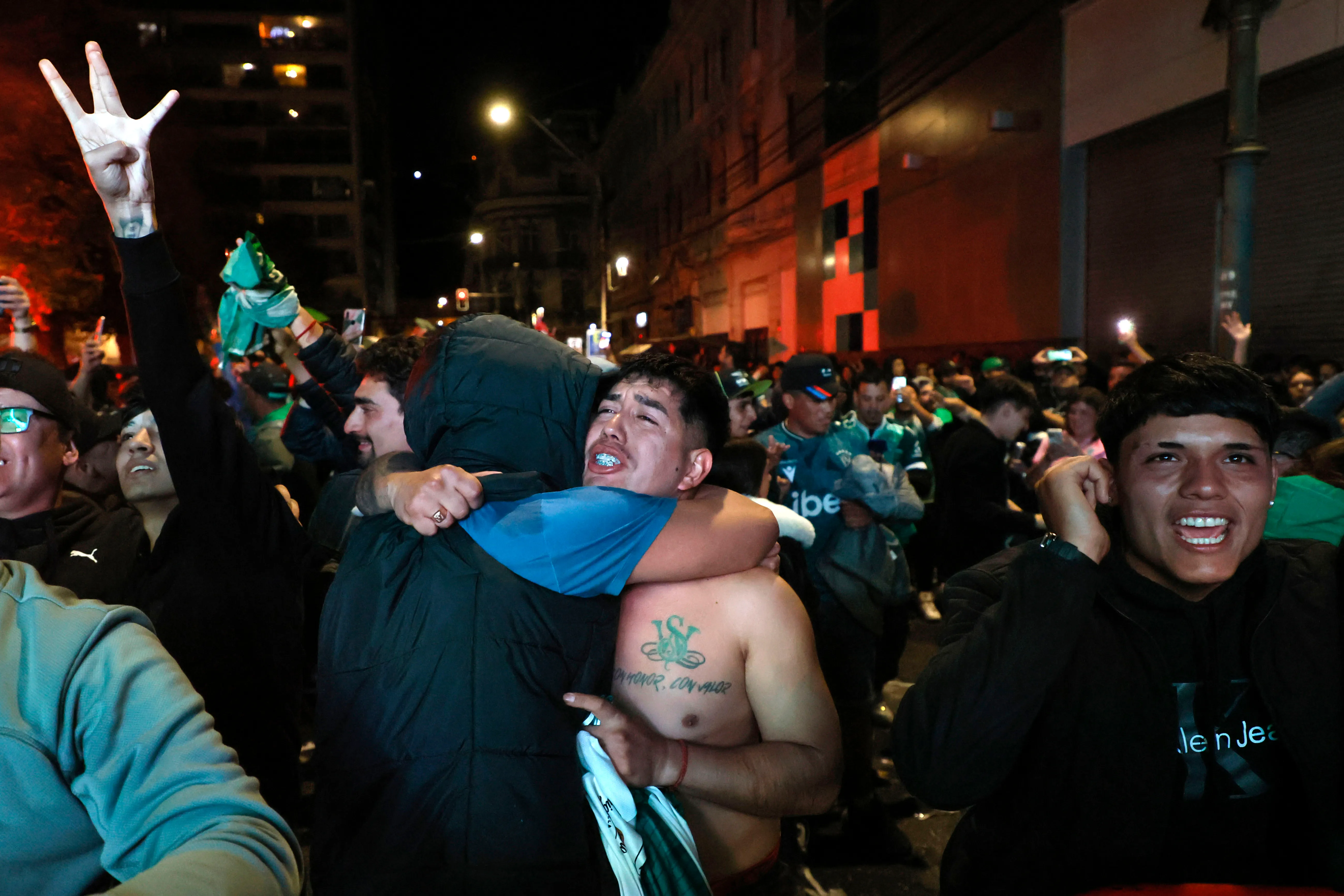 Un festejo que pasará a la historia de Valparaíso y Wanderers. | Foto: Photosport.