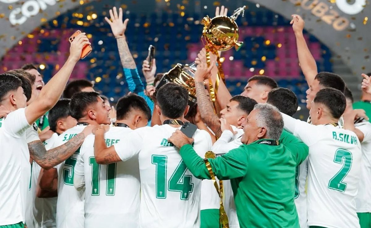 Felipe Salinas, el héroe que armó la hazaña de Wanderers en la Libertadores: “Hicimos historia…”