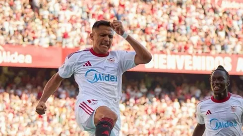 Alexis cambiará de entrenador en Sevilla