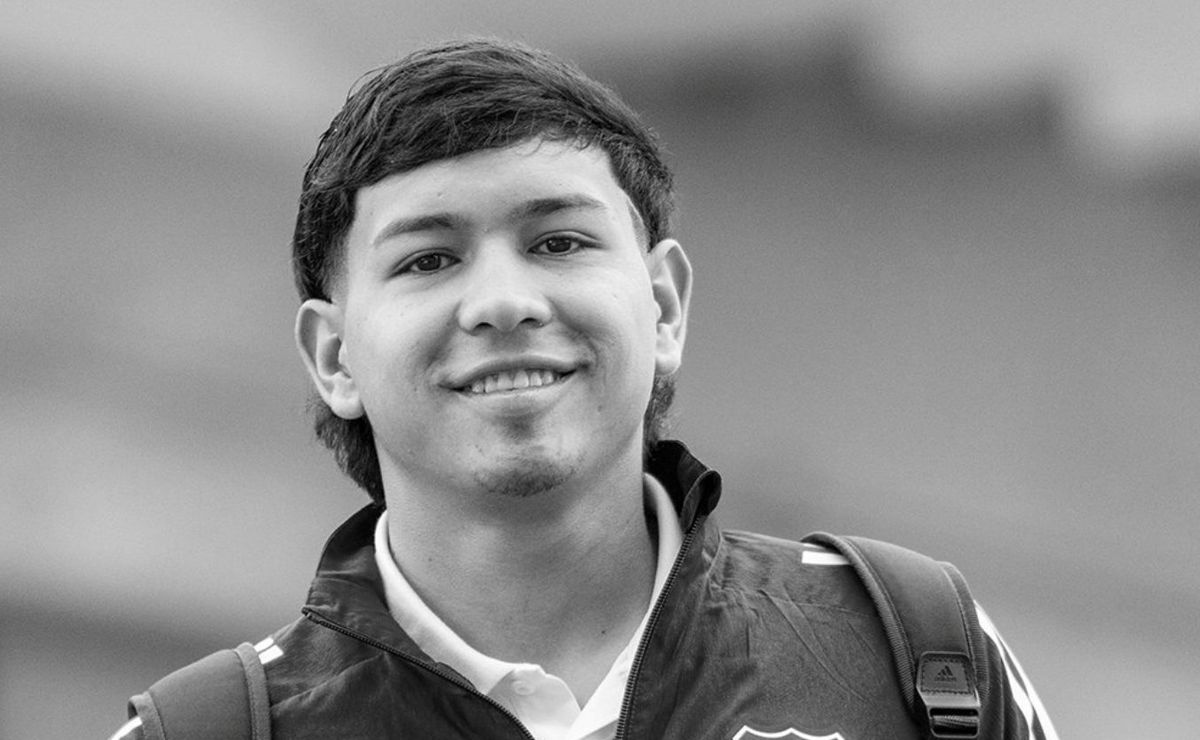 “El corazón azul está roto”: luto en rival de O’Higgins tras fallecimiento de jugador en pleno partido