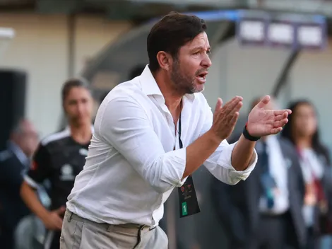 Fue el primer DT echado el año pasado y es líder en 2026: "Una carrera de..."