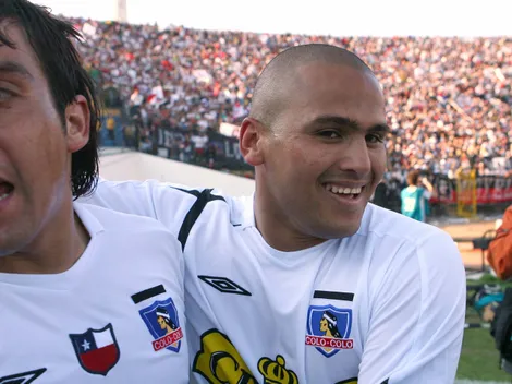 Chupete Suazo regalonea a otro ex Colo Colo tras enfrentarlo en la B
