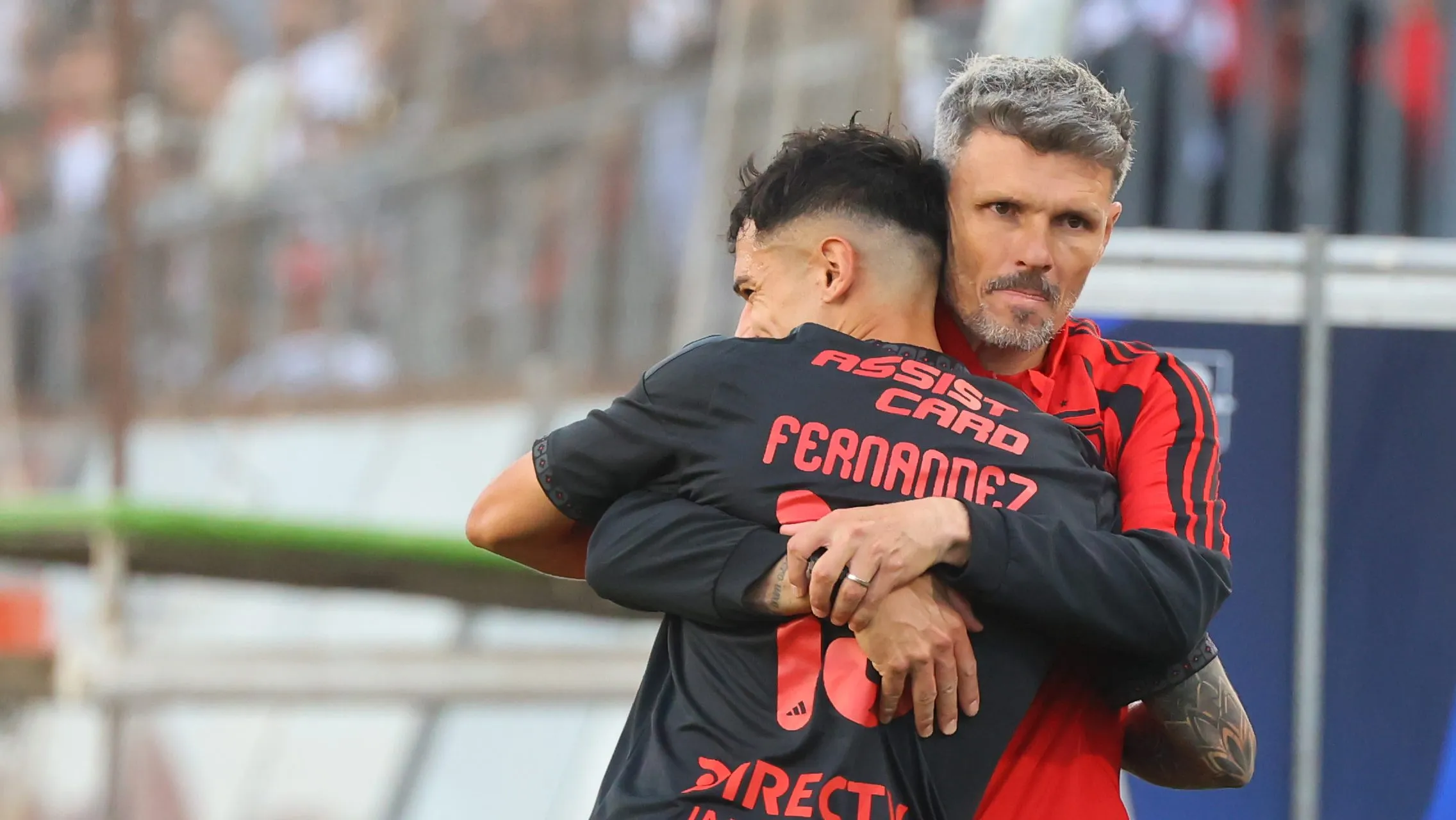 Matías Fernández Cordero celebró con el Tano Ortiz su primer gol en el Cacique.