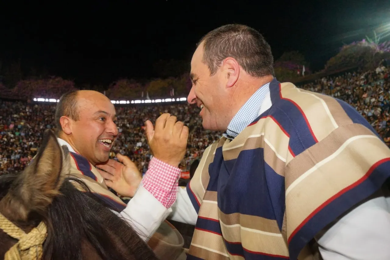 Los actuales campeones, Felipe Garcés y Gustavo Valdebenito, buscan retener el título ante otras 138 colleras.