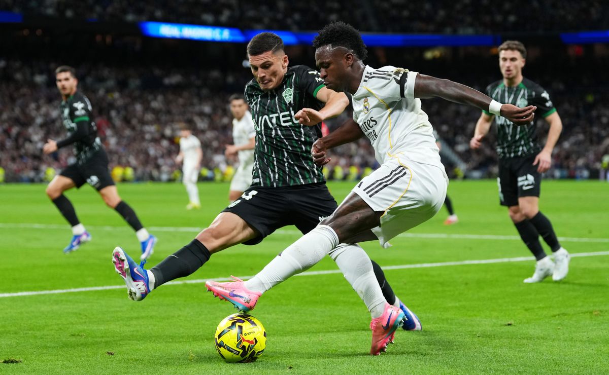 “Quedan nueve finales”: Lucas Cepeda enfrenta críticas por complejo momento en Elche