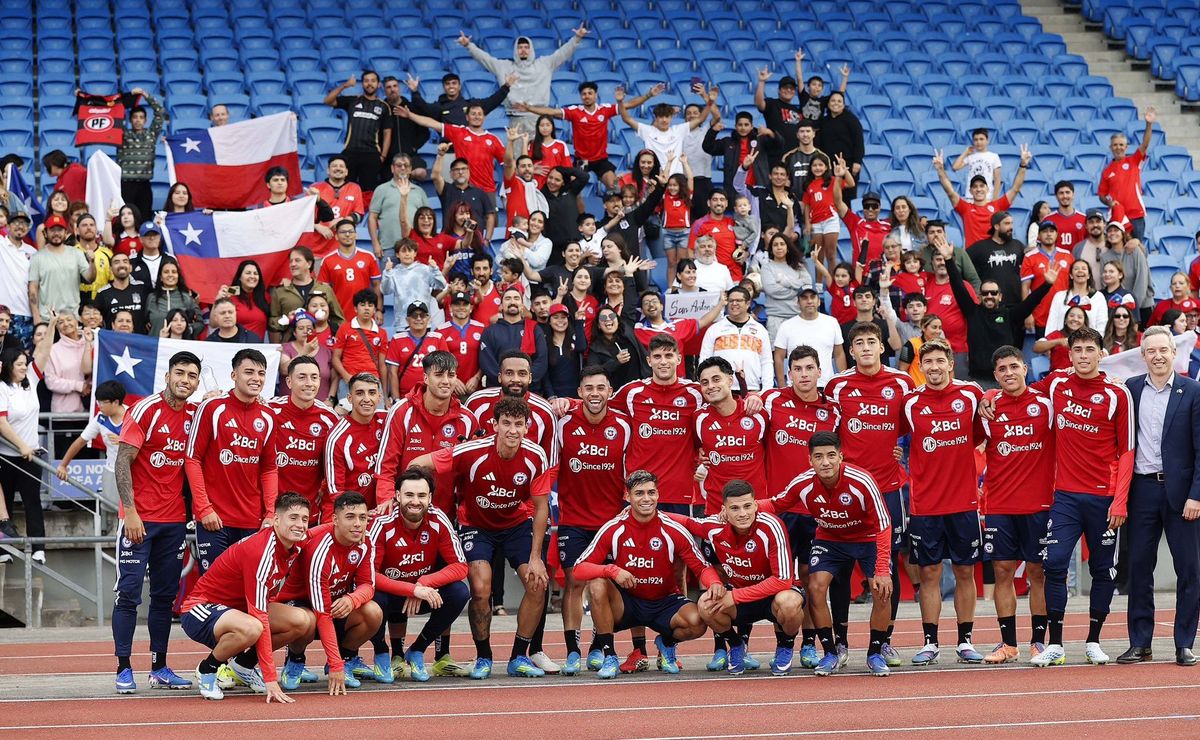 “Siempre hay un chileno”: El entrenamiento especial que vivió la Roja en Auckland