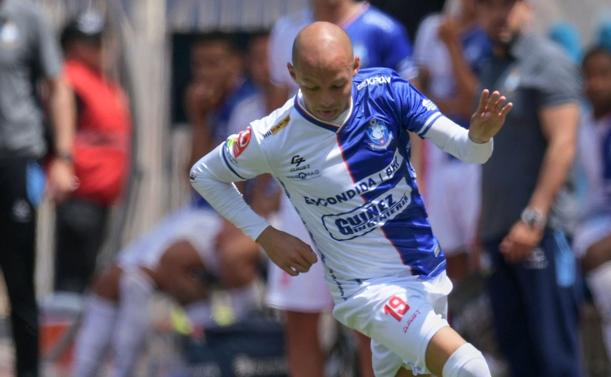 Mario Larenas habla de su salida de Deportes Antofagasta: “Asumió Marcoleta, no volví a jugar”