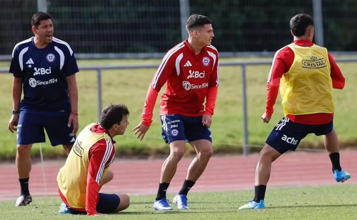 Juvenal Olmos critica incertidumbre en Chile Juvenal Olmos critica incertidumbre en Chile