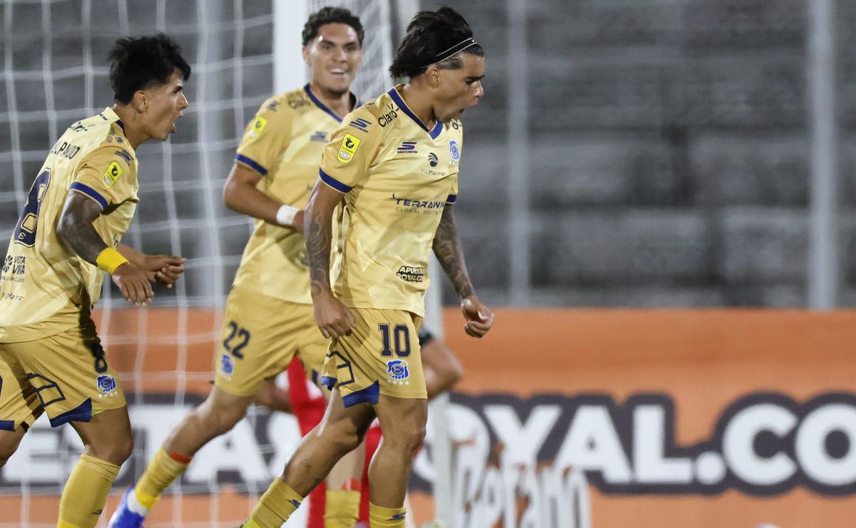 ¿Cama confirmada? Everton no pierde desde que se fue Javier Torrante como entrenador