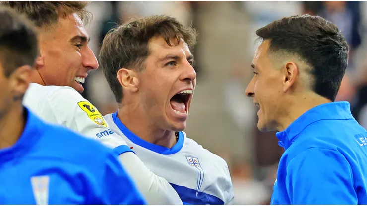 Católica se quiere hacer fuerte en el Claro Arena.