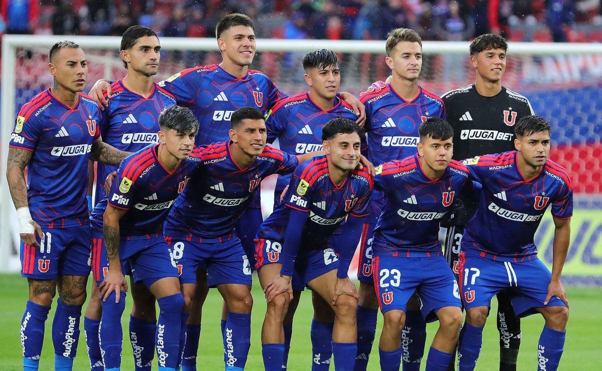 La primera formación de Fernando Gago como técnico de la U para la Copa de la Liga ante La Calera