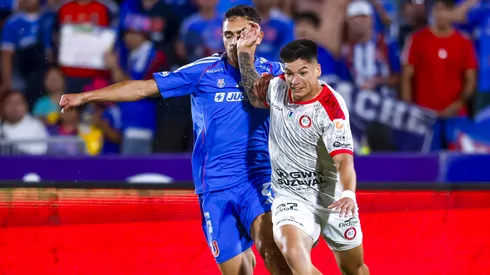 La U se estrena con Gago ante La Calera.