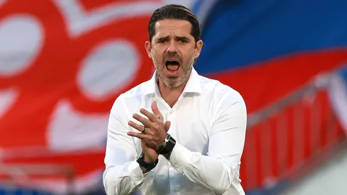 Gago no se complica y avisa en la U: es recién el primer partido.
