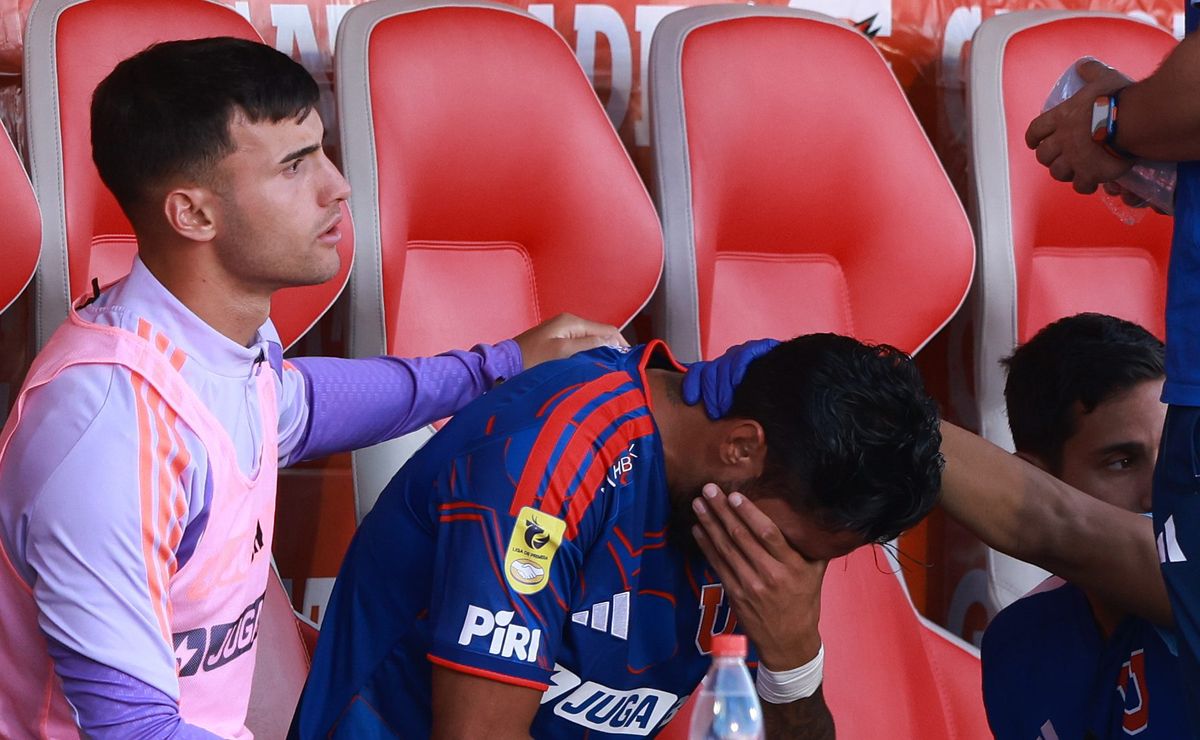 El plantel de U de Chile acurruca al destrozado Gato Lucero: “Es fome, uno nunca…”