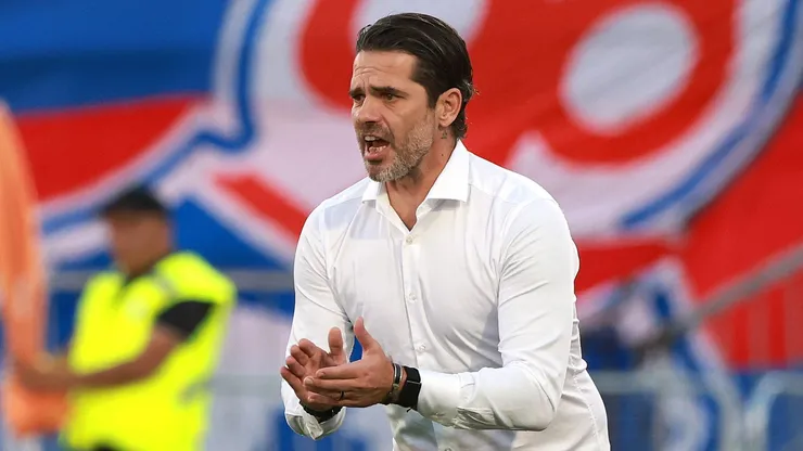 Fernando Gago tuvo un estreno con derrota, fiel a su tónica como entrenador.
