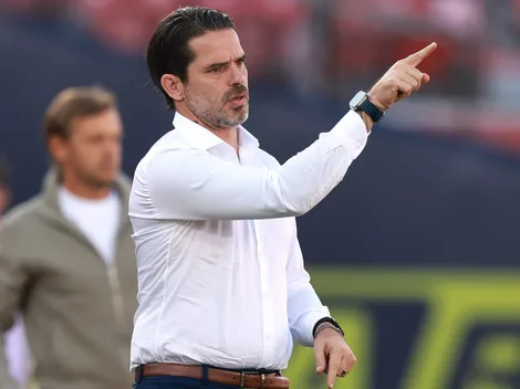 Ídolo de la U le pega el primer palo a Fernando Gago tras su debut