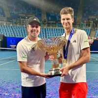Golpe en el tenis: Hubert Hurkacz corta su relación con Nicolás Massú