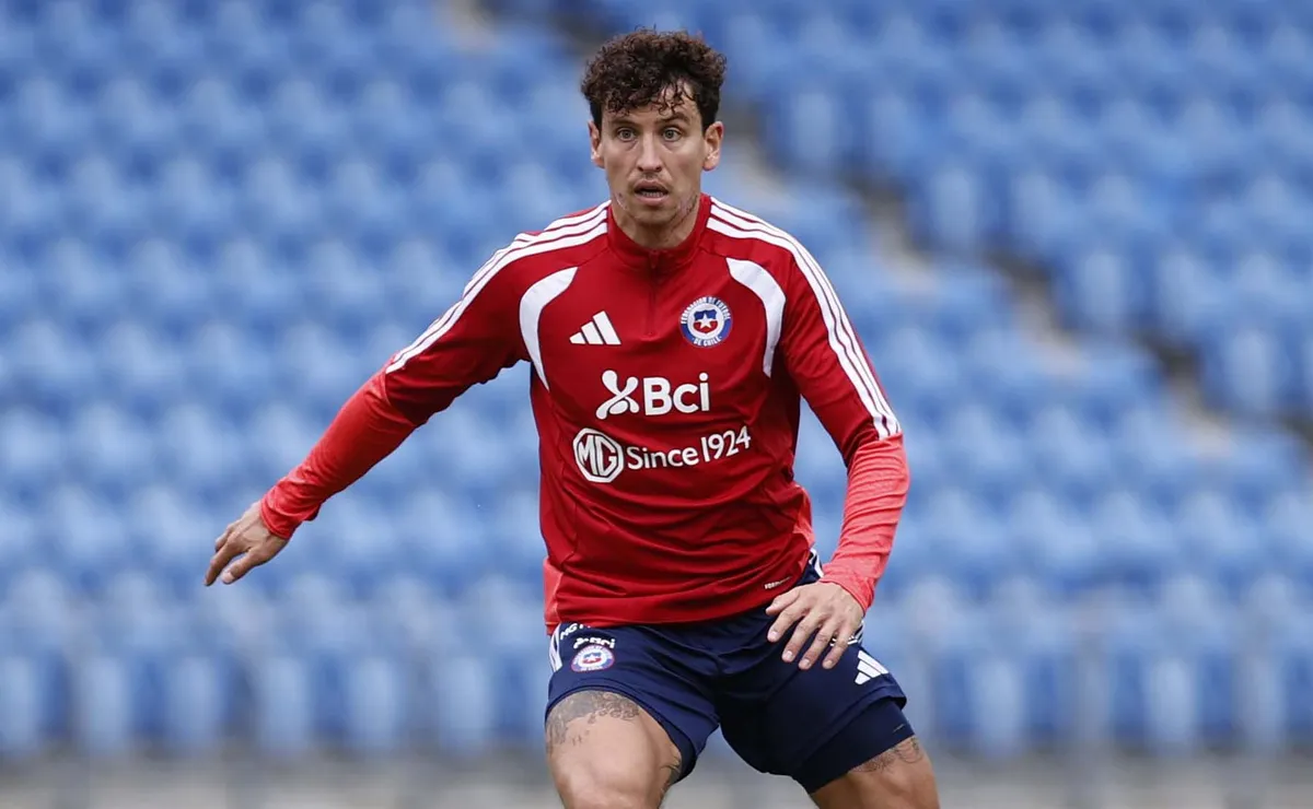 Lichnovsky destaca la savia nueva de La Roja