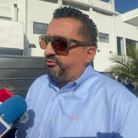 "Poco creíble": destrozan a director de la U por "nexos narcos"