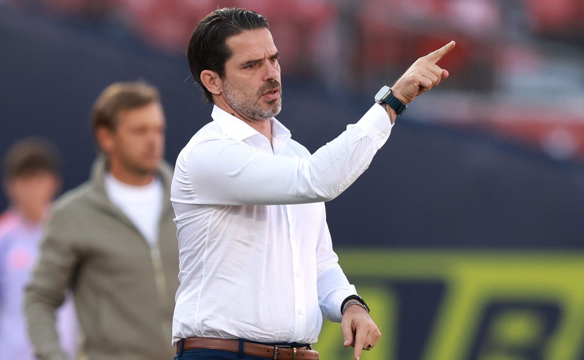 Apuntan a Victoriano Cerda y Aldo Marín: los impulsores de la llegada de Gago a la U de Chile