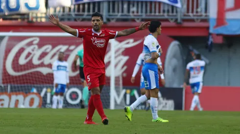 Ñublense derrotó a Universidad Católica y ajusta la tabla de la Copa de la Liga.