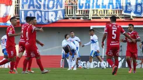 Ñublense venció a la UC en Chillán.