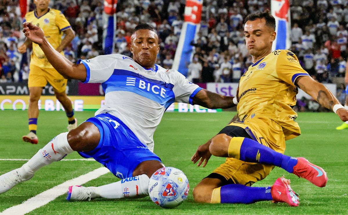 Everton sorprende con millonaria denuncia a Universidad Católica tras visitar el Claro Arena