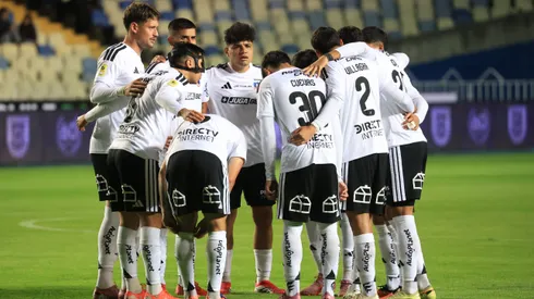 Aníbal Mosa aplaudió a un de los jugadores de Colo Colo.