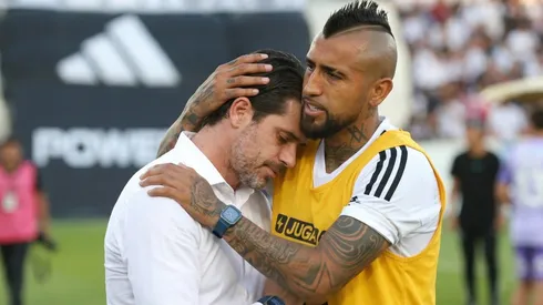 Vidal entiende que Gago tiene un problema en la U de Chile: no armó el plantel