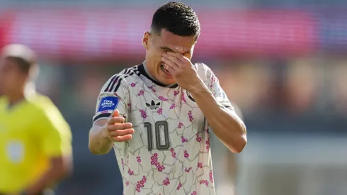 Lucas Cepeda no jugó un buen partido por Chile.